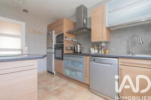 Maison à vendre 6 pièces 130 m² Saint-Apollinaire