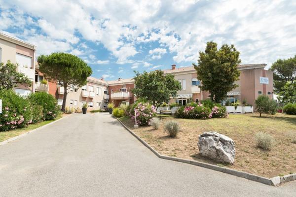 INVESTISSEMENT LOCATIF – ROQUEFORT LA BEDOULE – Résidence EHPAD Résidence d’Azur - 6,54 % de rentabilité