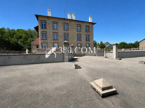 Maison
                                                                                                                                                                                                                                                                                                                                                                                                                                                                                                                                                                600  m²