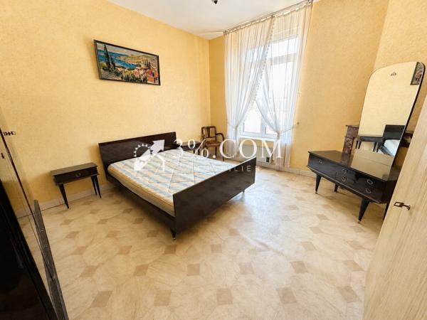 Maison
                                                                                                                                                                                                                                                                                                                                                                                                                                                                                                                                                                600  m²