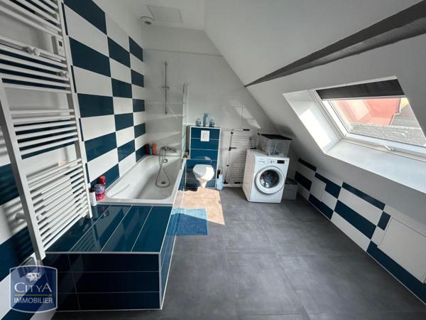 Appartement à louer 4 pièces 118.31m²