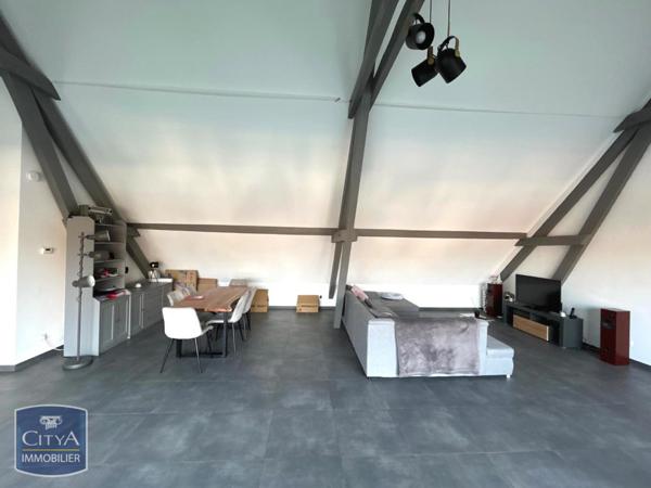 Appartement à louer 4 pièces 118.31m²