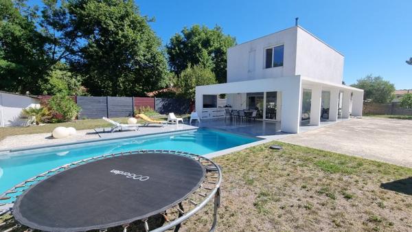 Maison 5 pièces - 140 m²