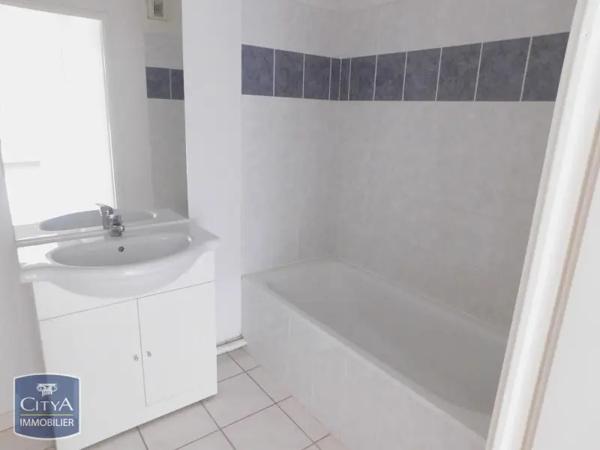 Appartement à louer 2 pièces 54.58m² Marmande (47200)