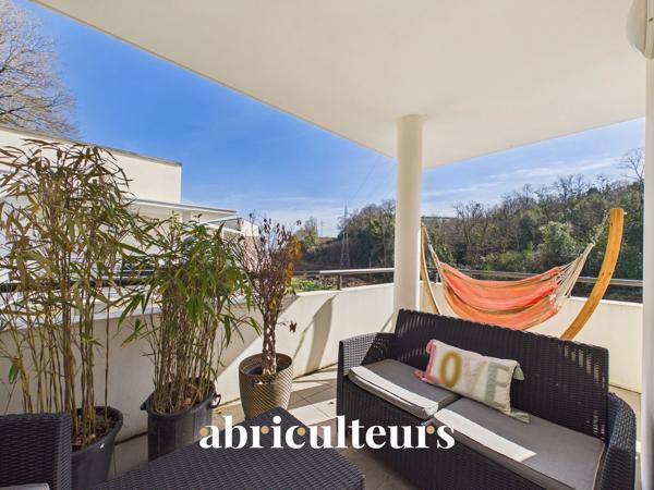 Lumineux appartement 83m² Grande terrasse Dernier étage Bayonne Quartier Mousserolles