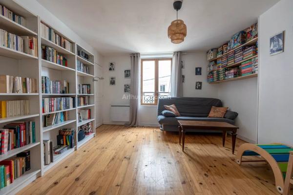 Vente                                                      Maison de ville
                        
                     5 pièces                      130 m2                     à Thorigny-sur-Marne