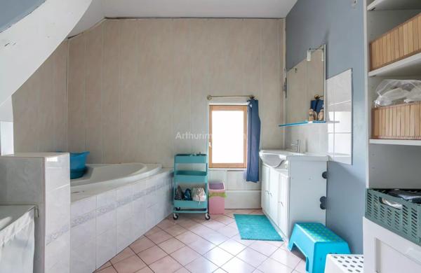 Vente                                                      Maison de ville
                        
                     5 pièces                      130 m2                     à Thorigny-sur-Marne