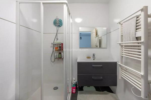 Vente                                                      Maison de ville
                        
                     5 pièces                      130 m2                     à Thorigny-sur-Marne