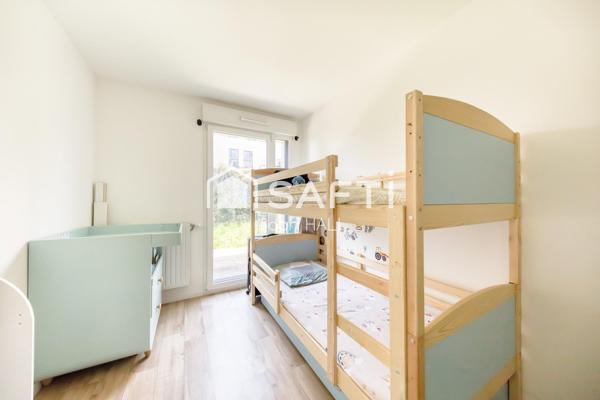 Appartement 3 pièces de 64m², immeuble récent de standing avec jardin et terrasse de 52m², exposé Sud-Ouest