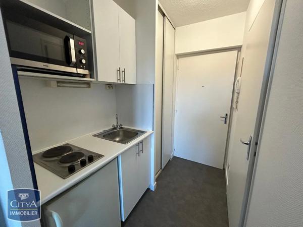 Appartement à louer 1 pièce 17.74m² Poitiers (86000)