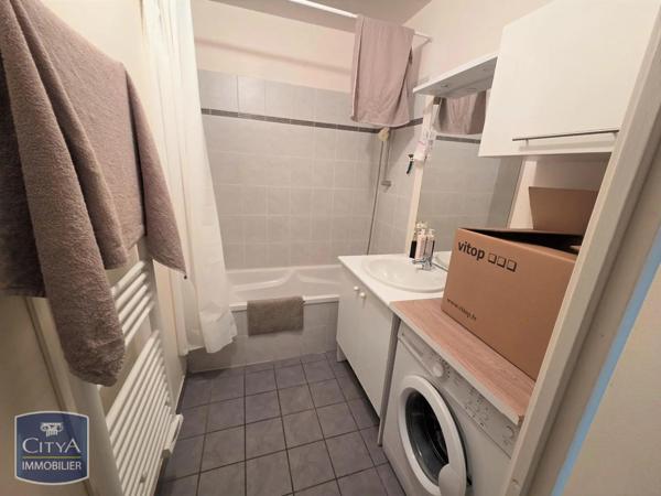 Appartement à louer 3 pièces 65m²