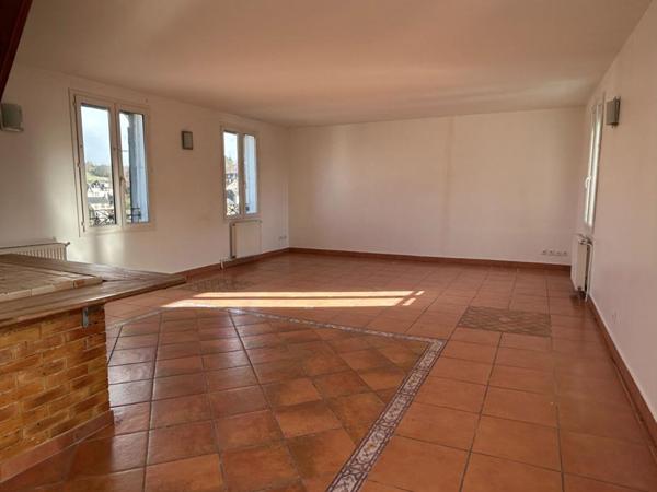 14100 Lisieux  Appartement Duplex 6 pièces 147 000 Euros