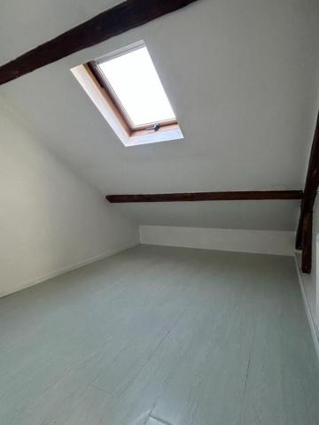 14100 Lisieux  Appartement Duplex 6 pièces 147 000 Euros