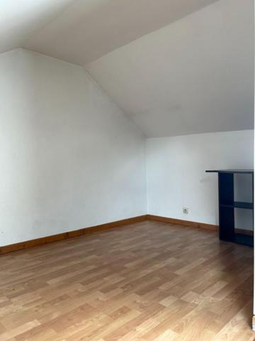 14100 Lisieux  Appartement Duplex 6 pièces 147 000 Euros