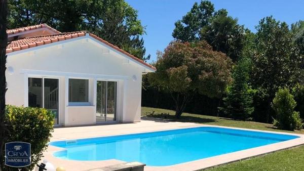 Maison à louer 5 pièces 184.44m²