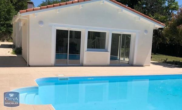 Maison à louer 5 pièces 184.44m²