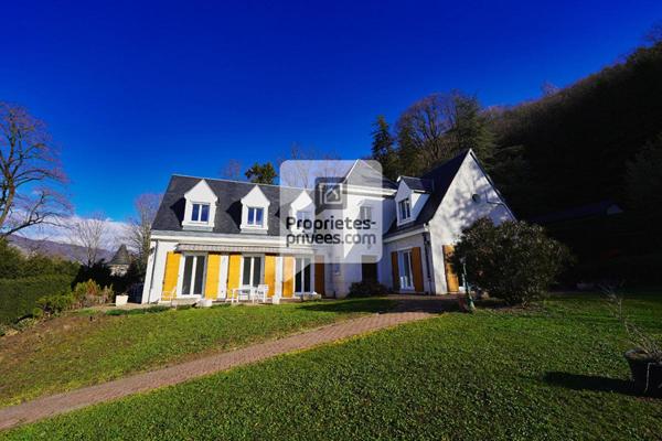 SAINT-MARTIN-D'HERES - T2 de 59m2 + Parking