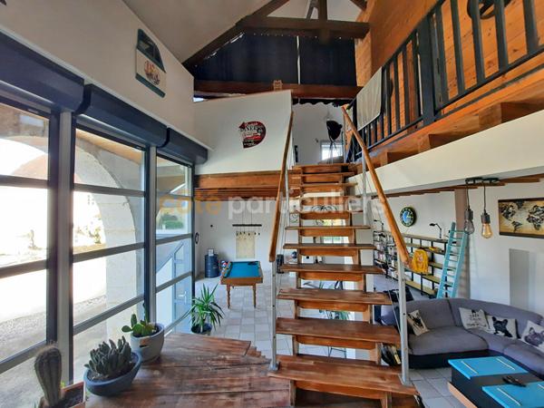 Vente Maison232 m² - 6 Pièces - CHEVIGNY (39290)