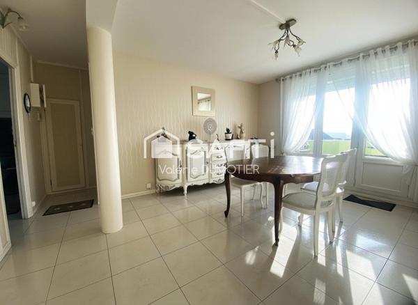 Appartement T3 - 1 chambre - Avec balcon et cave