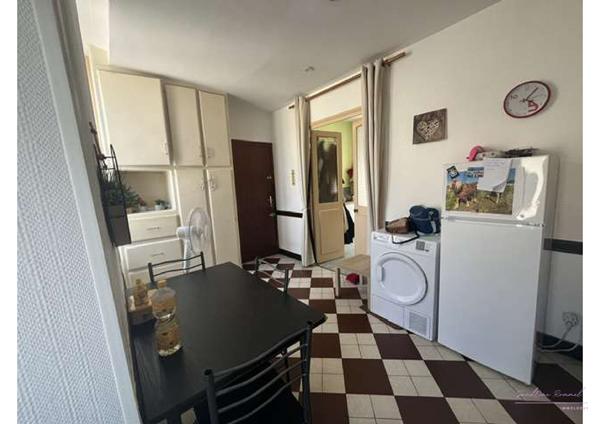 Appartement avec cour privative en rez-de-chaussée