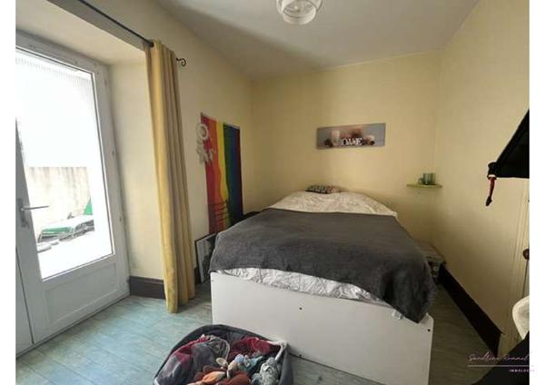 Appartement avec cour privative en rez-de-chaussée