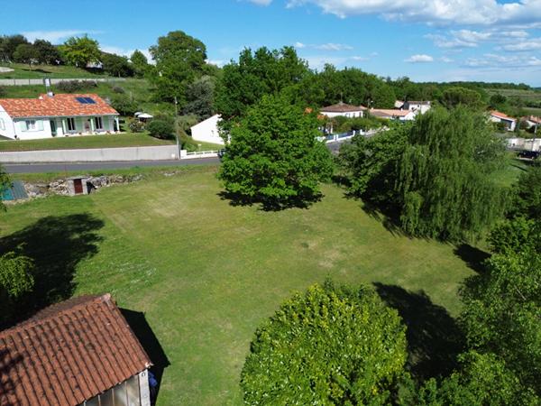 Terrain constructible 900m²