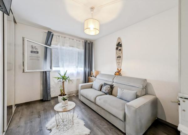 Maison dans Saint-Priest