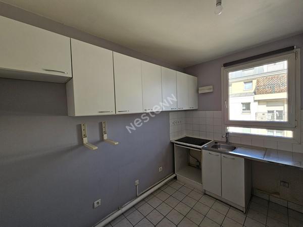 Appartement 2 pièces de 50m² à vendre à Puteaux - Calme et Lumineux avec cave et Parking