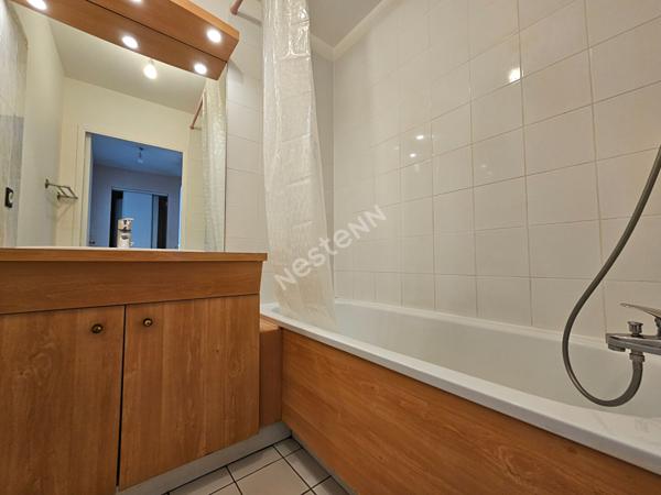 Appartement 2 pièces de 50m² à vendre à Puteaux - Calme et Lumineux avec cave et Parking