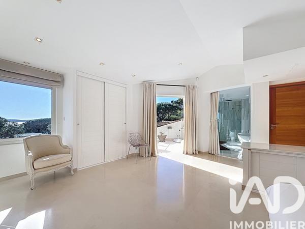 Maison à vendre 7 pièces 295 m² Sainte-Maxime