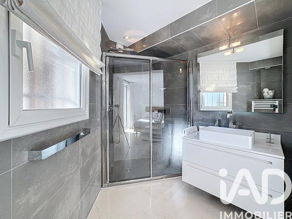 Maison à vendre 7 pièces 295 m² Sainte-Maxime