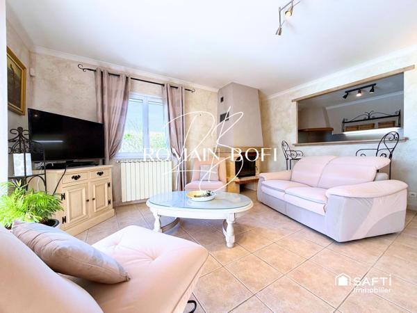 Maison 5 pièces 121m2 sur 724m2 de terrain avec piscine