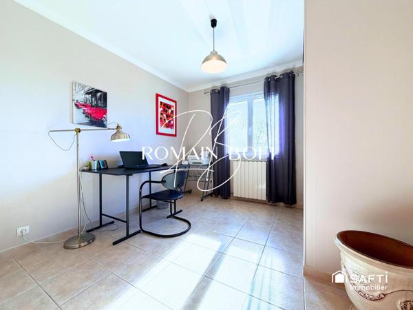 Maison 5 pièces 121m2 sur 724m2 de terrain avec piscine