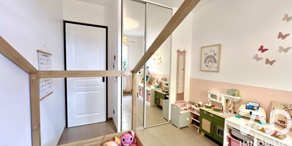 Maison à vendre 4 pièces 79 m² Pont-Saint-Esprit