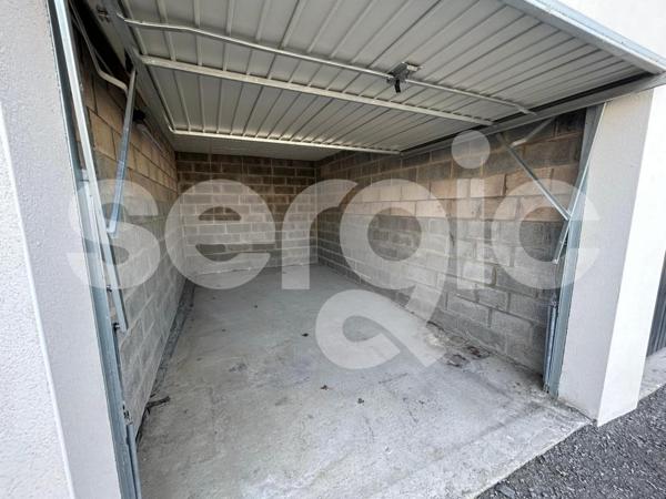 Location Garage Box 15 62400 Bethune 11 1494 02 0003