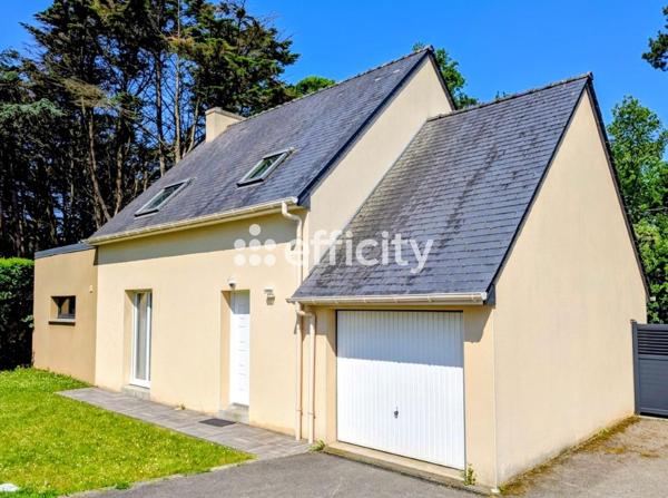 Maison
         5 pièces
        - 103 m² 349 990 € *