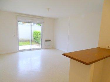 Appartement à louer à Landivisiau dans le Finistère (29400), ref : 0101