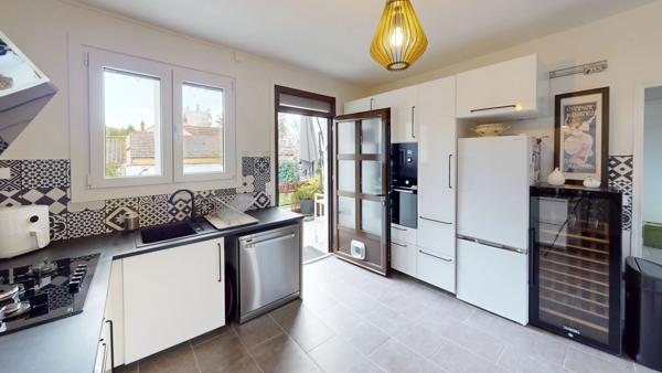 Maison Orleans 6 pièce(s) 121 m2 avec jardin.