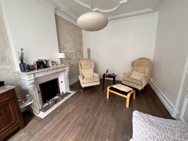 Maison  6 pièce(s)  4 chambre(s)  131 m²