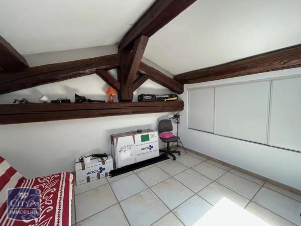 Appartement à louer 3 pièces 73.52m² Nîmes (30000)