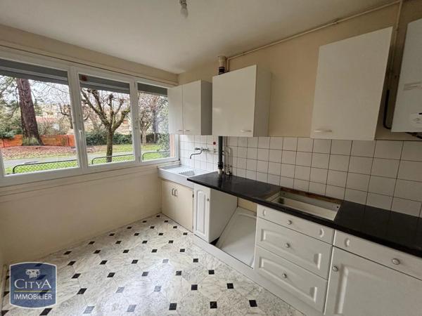 Appartement à louer 3 pièces 64.92m² Châteauroux (36000)