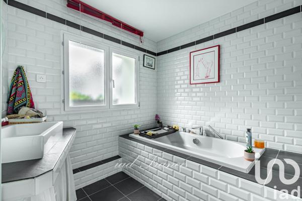 Maison à vendre 5 pièces 127 m² Orgeval