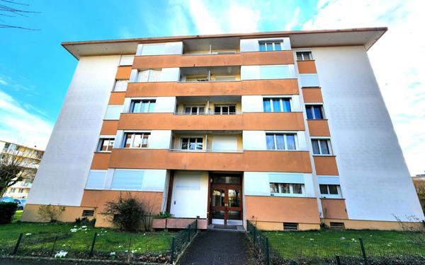 Stationnement à vendre    13,50 m2 Chenôve