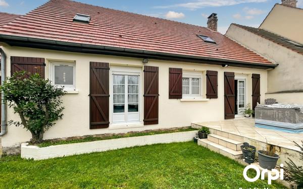 Maison à vendre    6 pièces • 120,64 m2 Pont-Sainte-Maxence