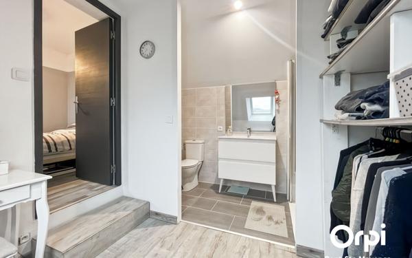 Maison à vendre    6 pièces • 120,64 m2 Pont-Sainte-Maxence