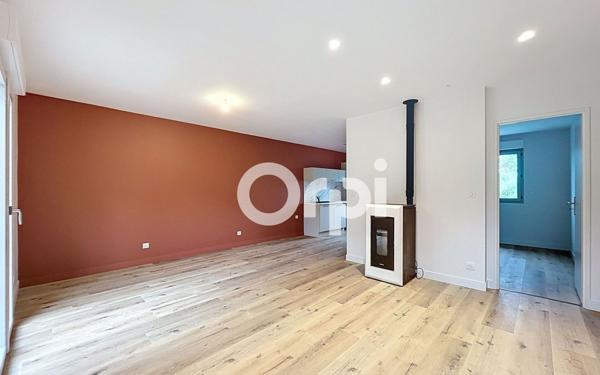 Maison à vendre    4 pièces •  Donzenac