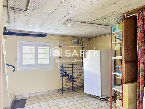 Maison saine de plain pied avec jardin arboré