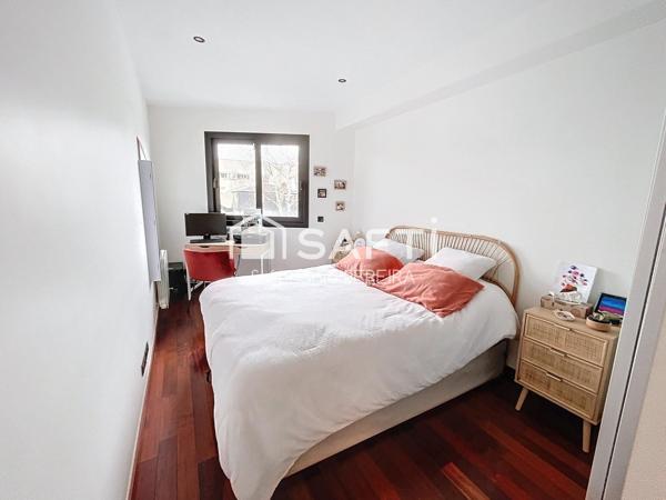 3 pièces entièrement rénové proche Gare de Bry