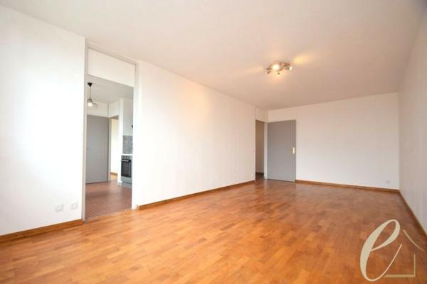 LYON 8eme / Etats-Unis – Appartement T4 de 81 m² vue dégagée et entièrement rénové