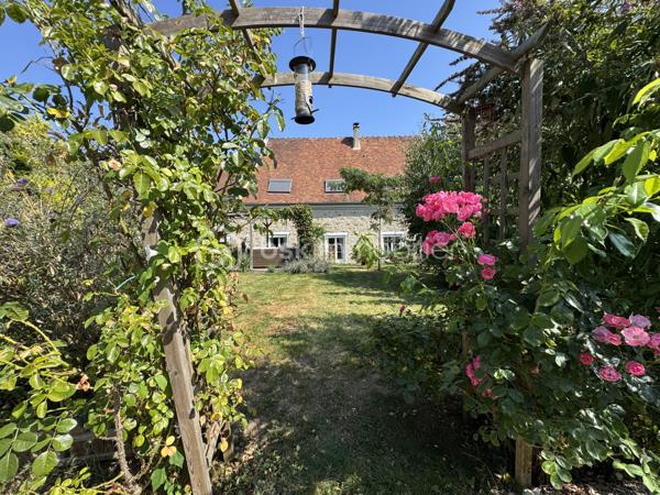 Maison en pierre de 240 m²